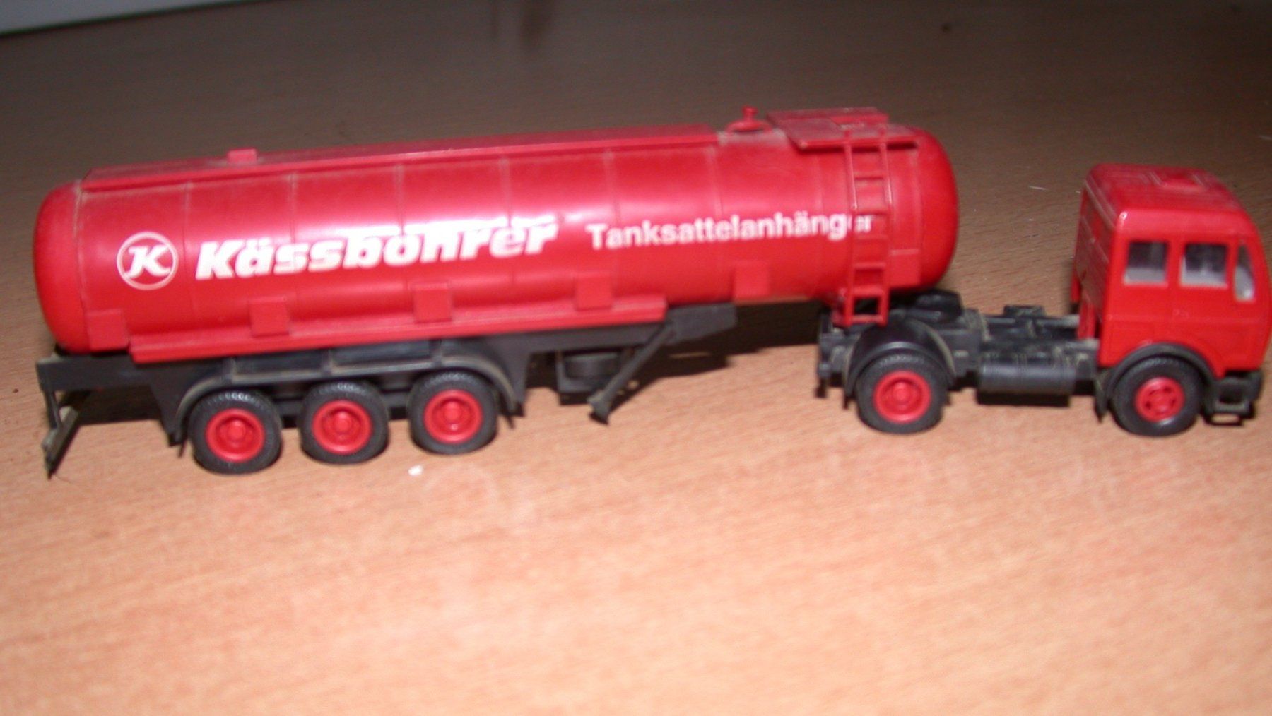 Voitures modèles: Kässbohrer Sattelschlepper 2 Stück – D'occasion à Lengnau AG par imf_s96l 1