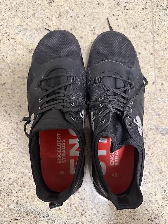 Chaussures hommes: Engelbert Strauss Sicherheitsschuhe S1 Gr. 45 – D'occasion à Zürich par meti1975