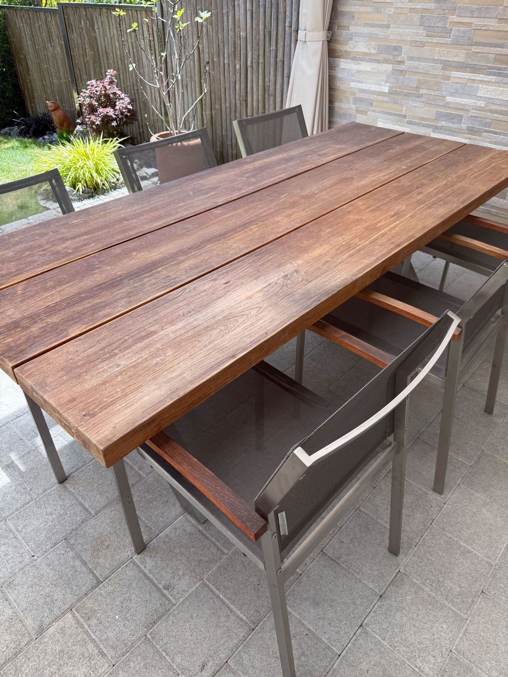 Tavoli: Holztisch 220 x 95 mit 6 Stühlen – Usato da Spreitenbach venduto da Jesset 1