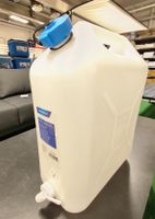 9 Stück. à CHF 5.00 Neuer 20L Wassertank von Campingaz