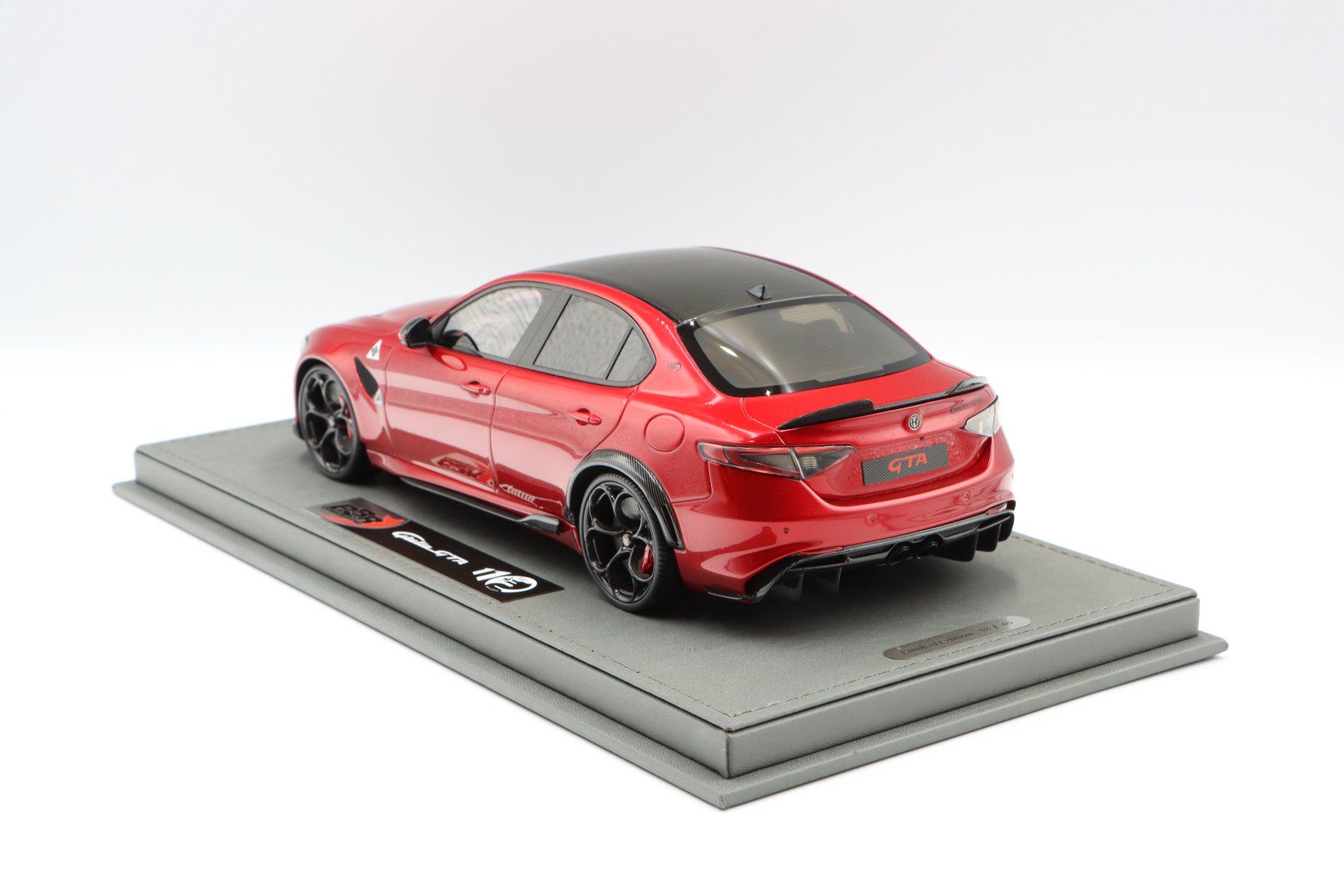 Alfa Romeo Modellini d'auto: Alfa Romeo Giulia GTA 2020 1:18 BBR – Nuovo e nell'imballaggio originale da Bühl b.Aarberg venduto da modelldiecast 6
