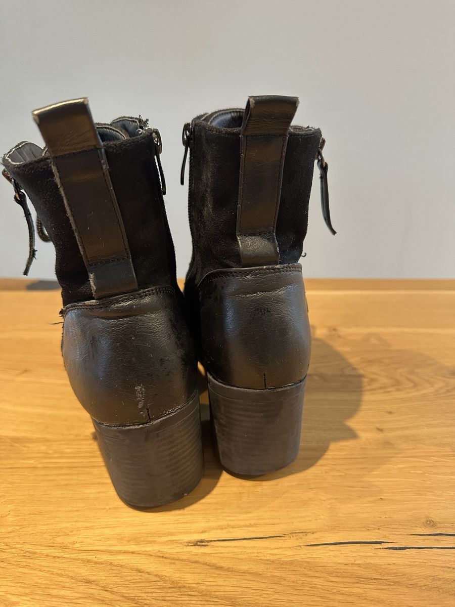 Damenschuhe: Bottines noires à lacets, taille 39 – Gebraucht aus Grolley von Vale82 2