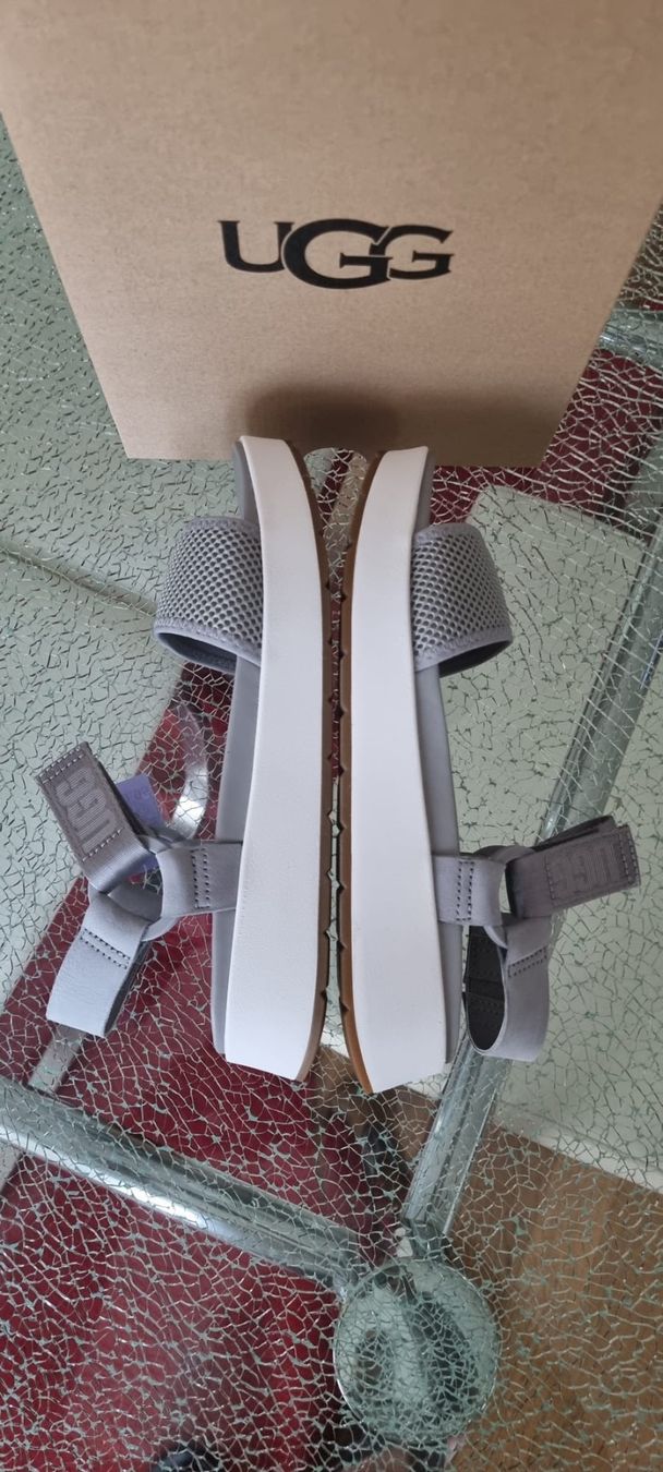 Ugg Chaussures femmes: UGG Gr. 41 – Neuf avec emballage d'origine à Luzern par Reni025 6