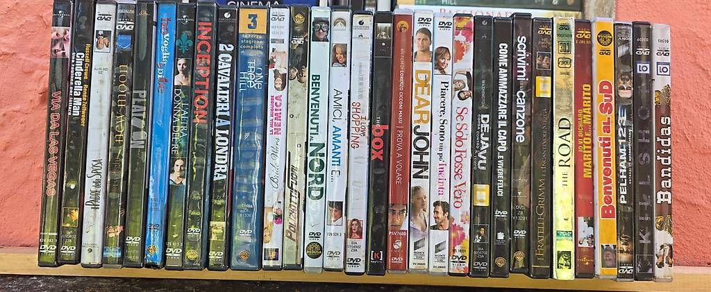 Tous les DVDs: Dvd – D'occasion à BELLINZONA par Dolcerelax