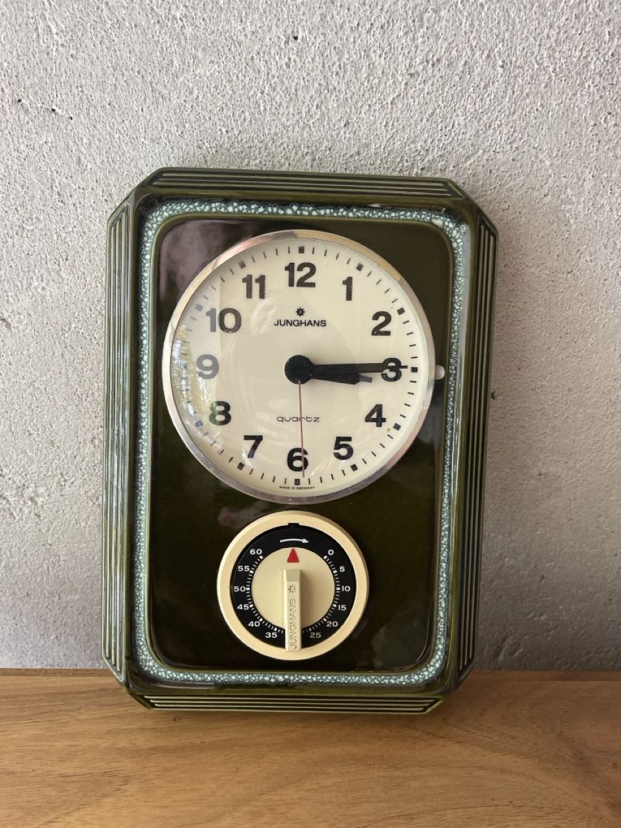 Junghans Uhren: Junghans Küchenuhr – Gebraucht aus Horgen von Aruscha