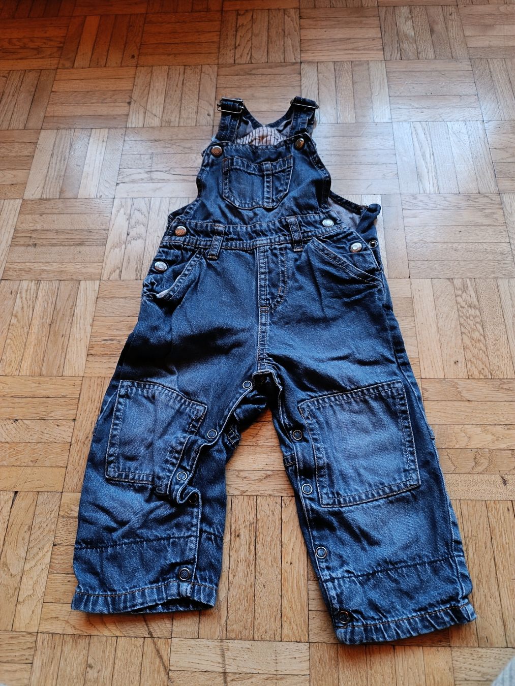 Pantaloni: Lupilu Jeans Latzhose GR 80 – Usato da Malans GR venduto da maassl