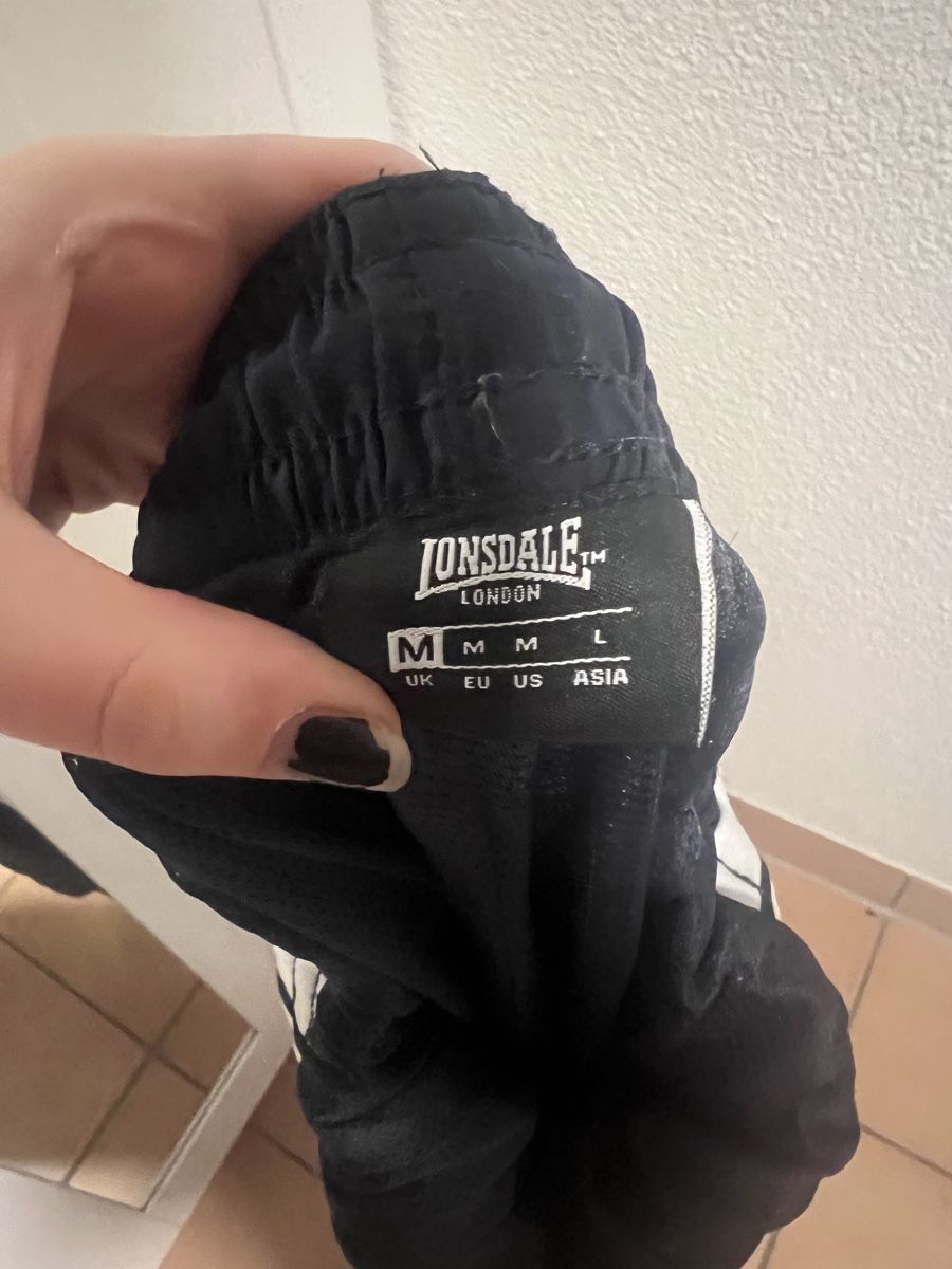 Lonsdale Pantaloni: londsdale trainerhosen – Usato da Ebikon venduto da hrh_9dyk