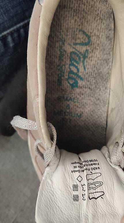 Scarpe per ragazze: Sneakers Mädchen Gr. 31 – Usato da Rueras venduto da fscw 2