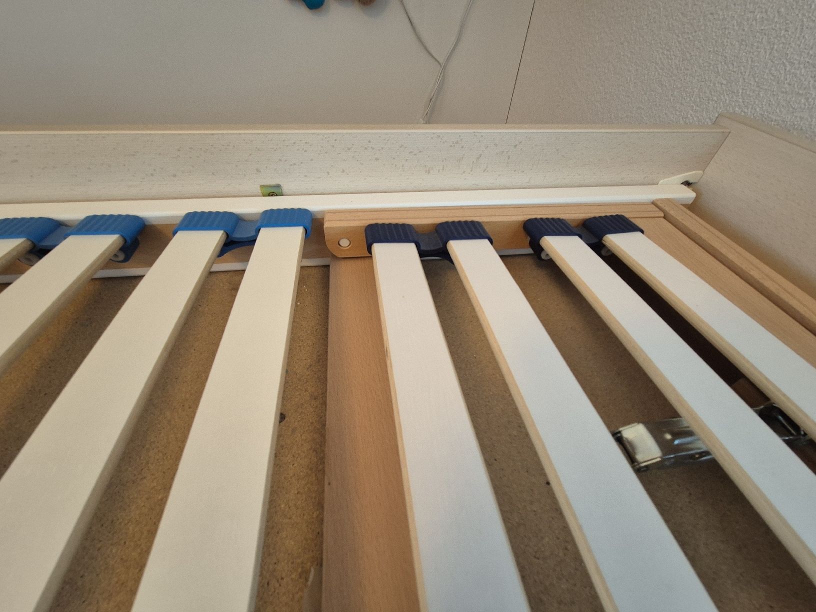 Letti: Bettgestell mit 5 Schubladen und Lattenrost 97x202cm – Usato da Büttikon AG venduto da markus.merz 3