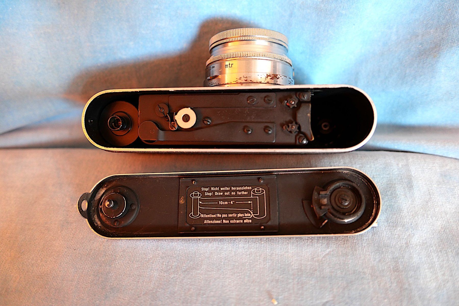 Leica Fotocamera: Leica IIIb 1939 Summitar 1:2/50 + Etui – Usato da Zürich venduto da Kalla36 5