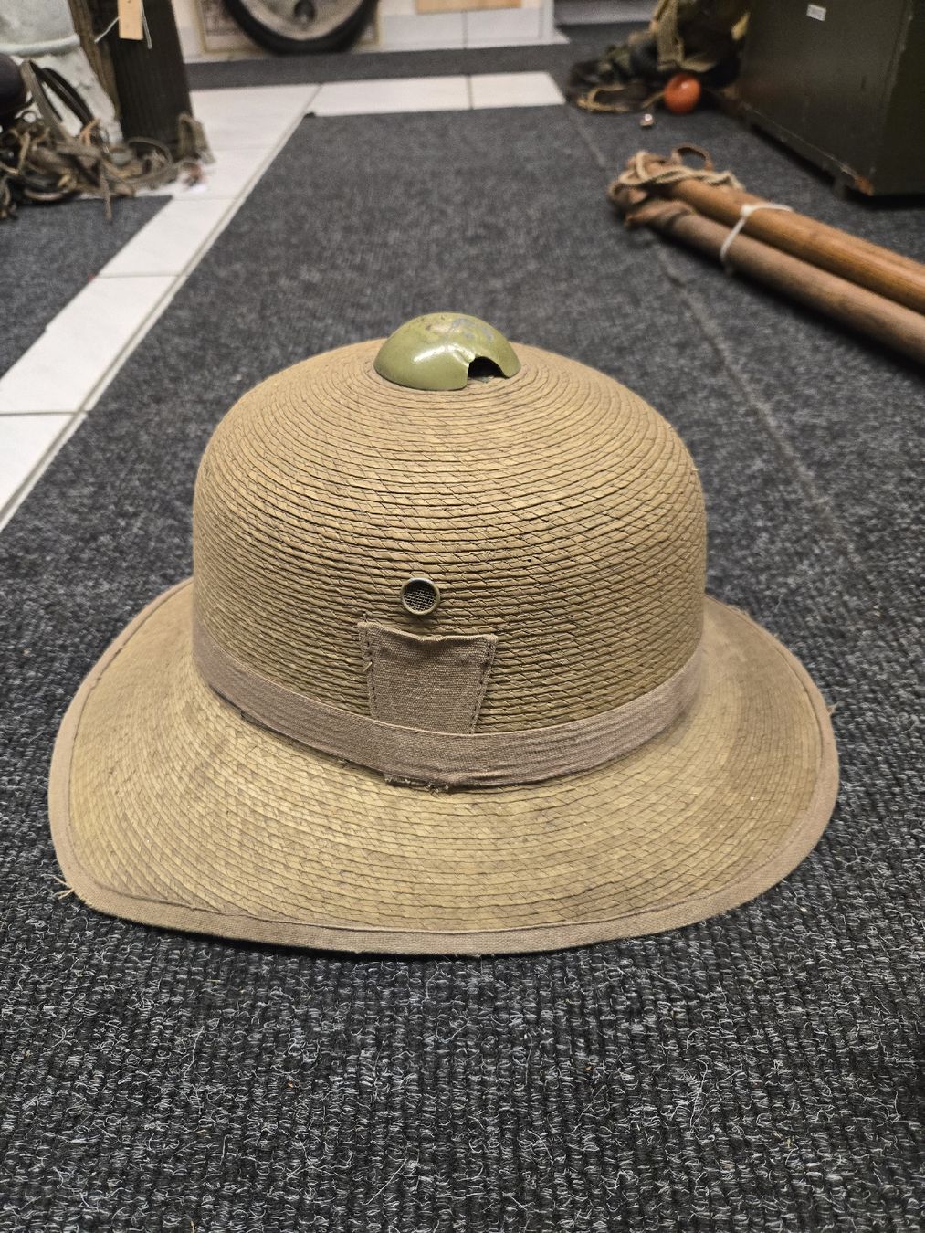 Copricapi, berretti & cappellini: Italia Afrika Korps Helm Original – Usato da Wolfhalden venduto da ion_z9kr 3