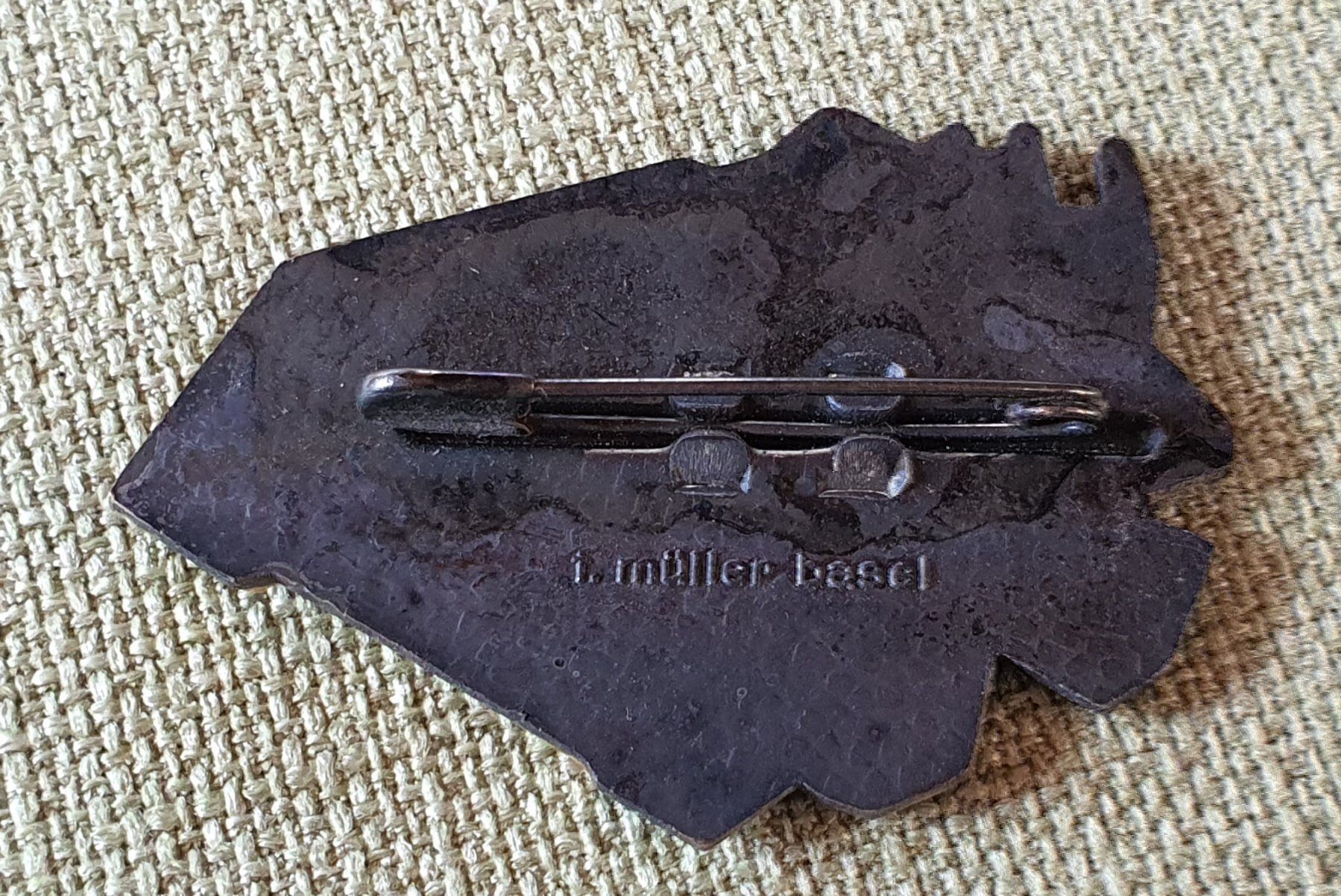 Spille & Fermagli: E151 Basel Basler Fasnachtsplakette Gold – Usato da Reinach BL venduto da Boston-Verkauf 1