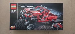 Pick-Up lego tecnic 42029 NEUF