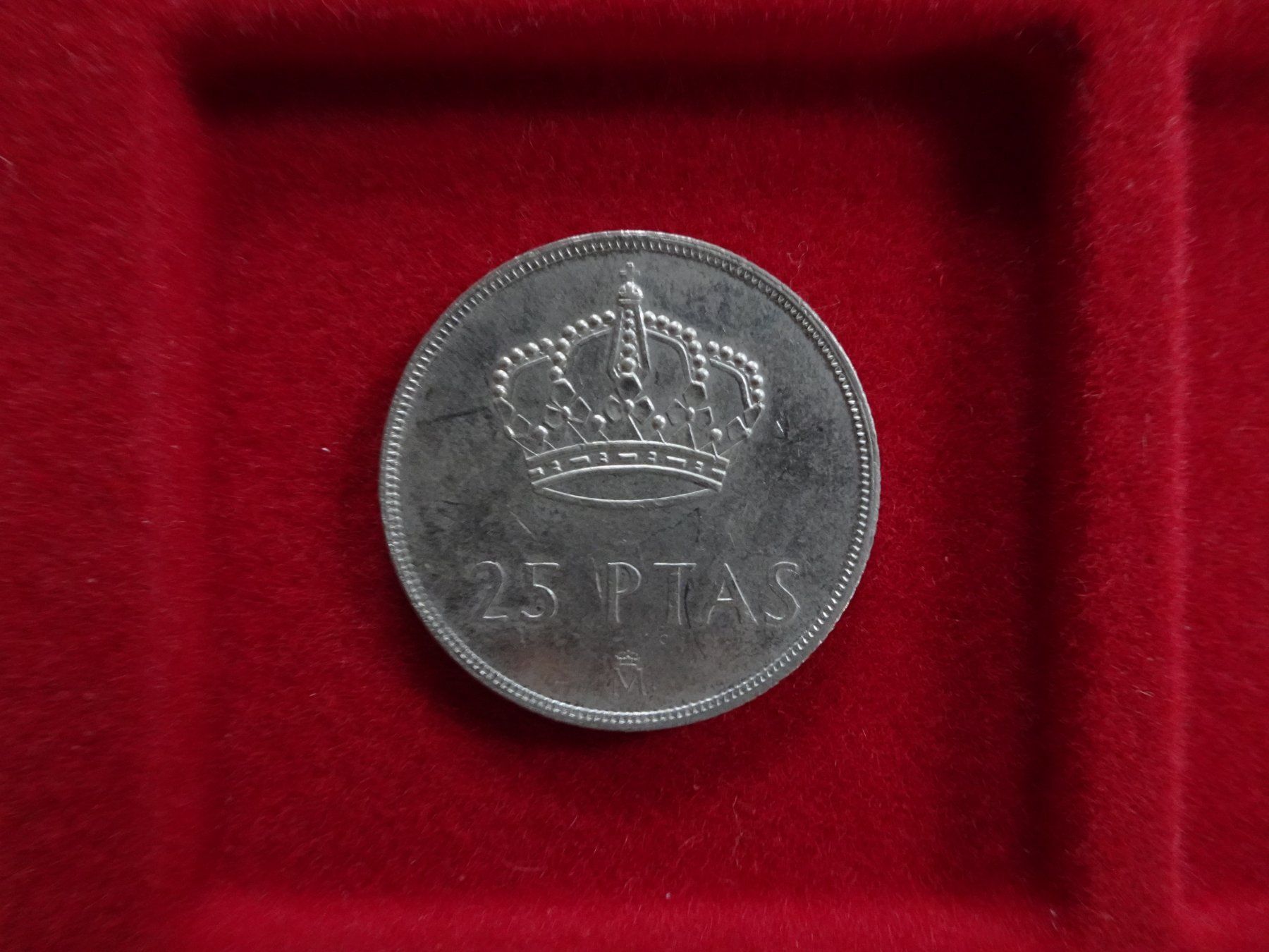 Tutti le monete: 25 Psetas Spanien 1984 - M360 – Usato da Küssnacht am Rigi venduto da Kleinpreis-Shop