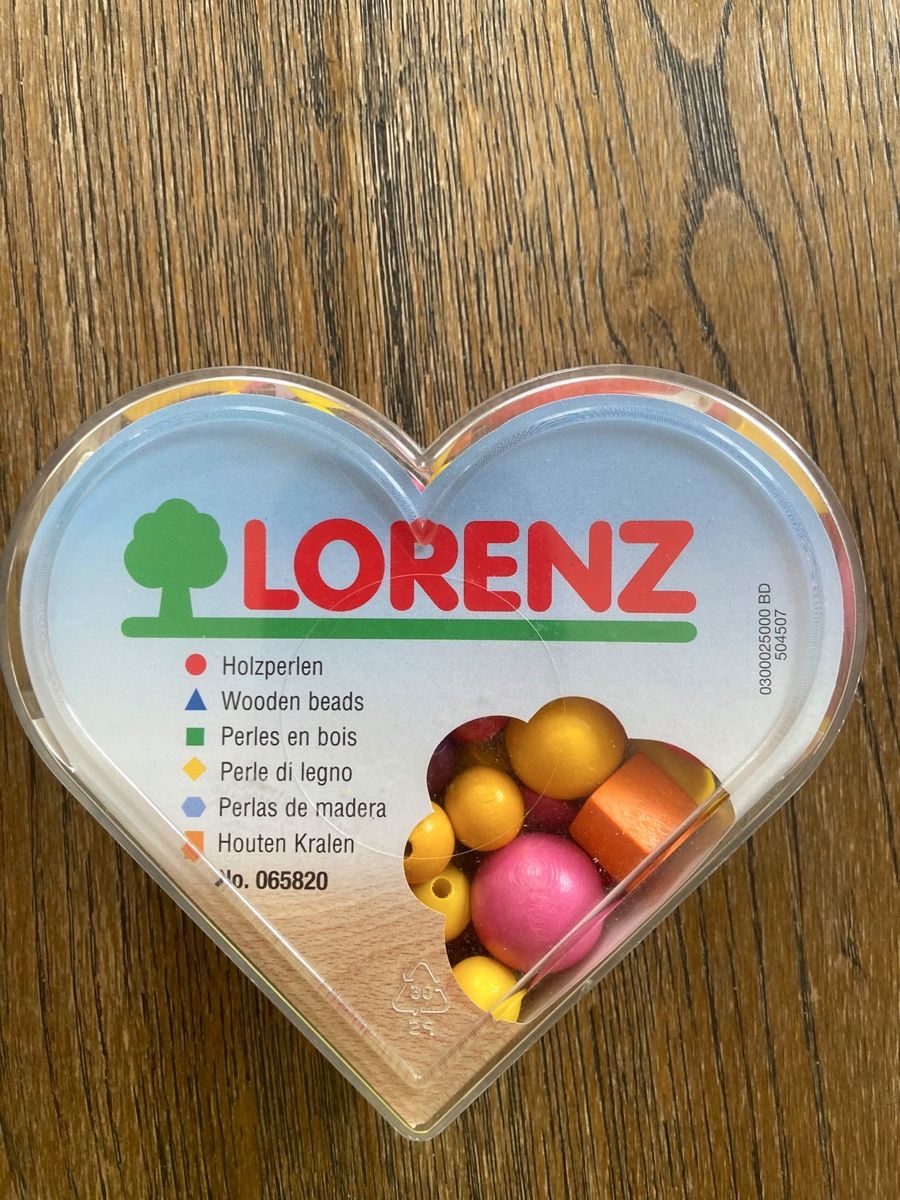 Perles (synthétiques): Holzperlen Lorenz – D'occasion à Langnau i. E. par Acrjl