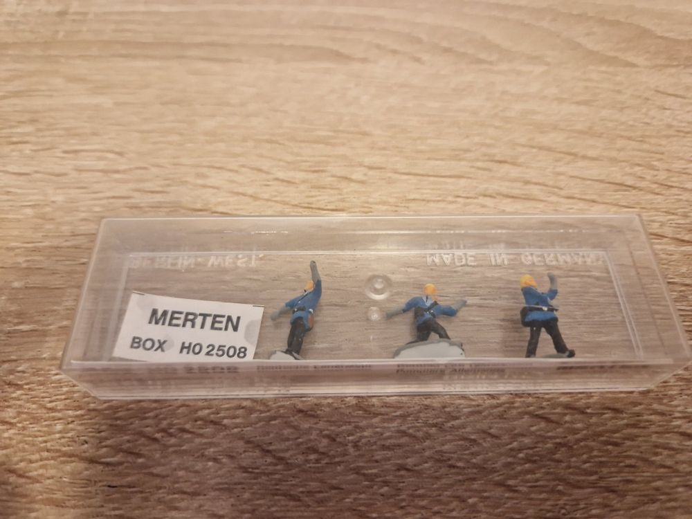 merten-2508-h0-d-occasion-st-aubin-sauges-pour-chf-3-avec
