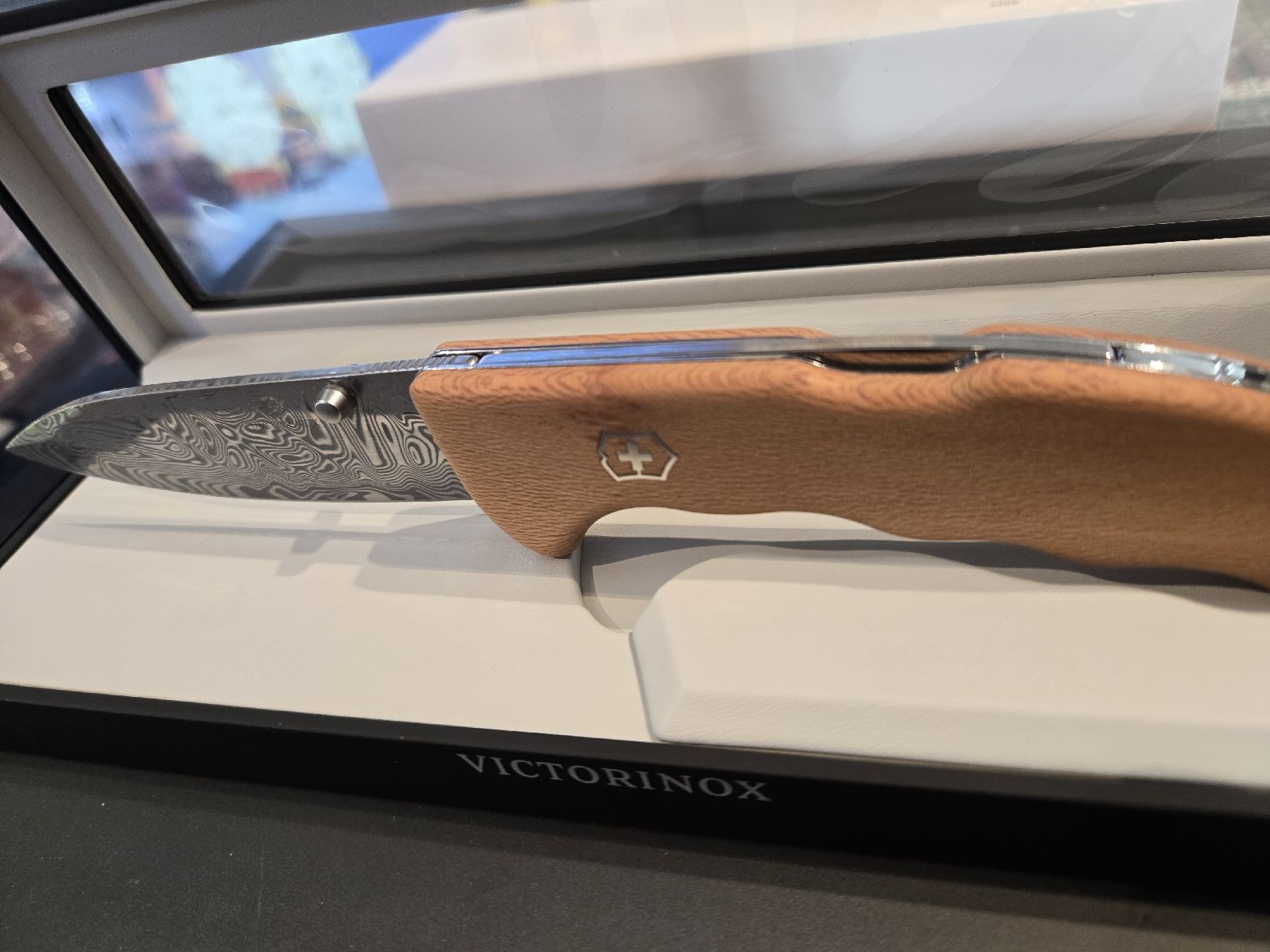 Victorinox Taschenmesser: Damast 2026 - Evoke Wood – Neu (gemäss Beschreibung) aus Luzern von Nini_862 3