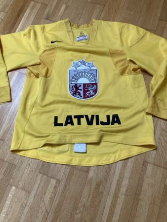 Latvija Nike IIHF Eishockey Trikot Gelb