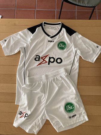 FCSG Shirt und Shorts 