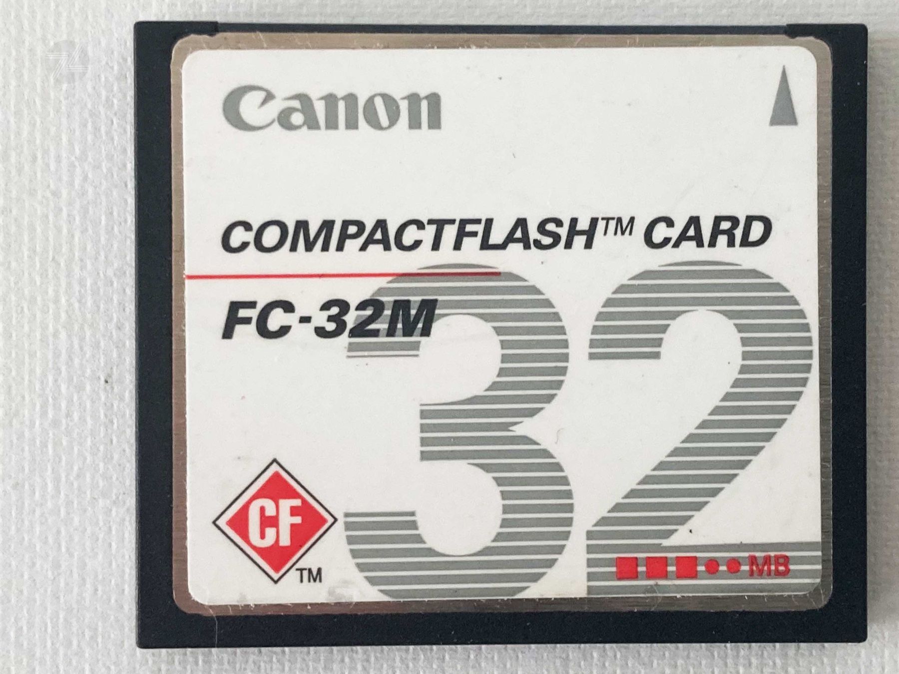Sandisk Schede di memoria: Canon Compact Flash 32MB Memory Vintage Digitalkamera – Usato da Wetzikon ZH venduto da cyan74