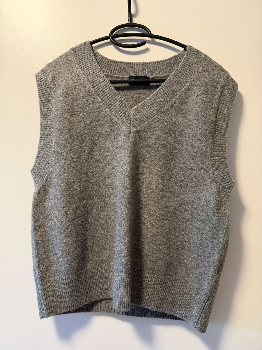 Pulls & Sweat-shirts: NEU Trend 2026 Pullunder  grau Grösse M – Neuf (Voir description) à Aarburg par manju2007