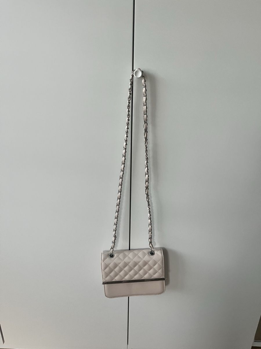Borse da donna: Handtasche – Nuovo (secondo la descrizione) da Wangen b. Olten venduto da oli_f9b8
