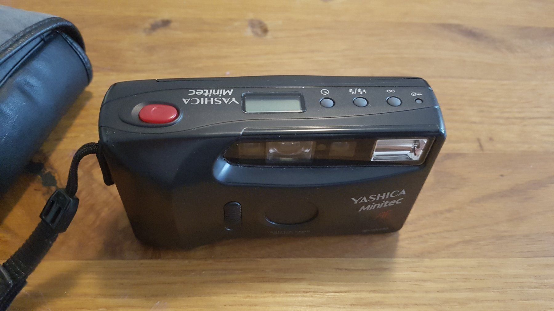 Yashica Fotocamera: Yashica Minitec Analog Kamera TOP! – Usato da Zürich venduto da Lina049 7