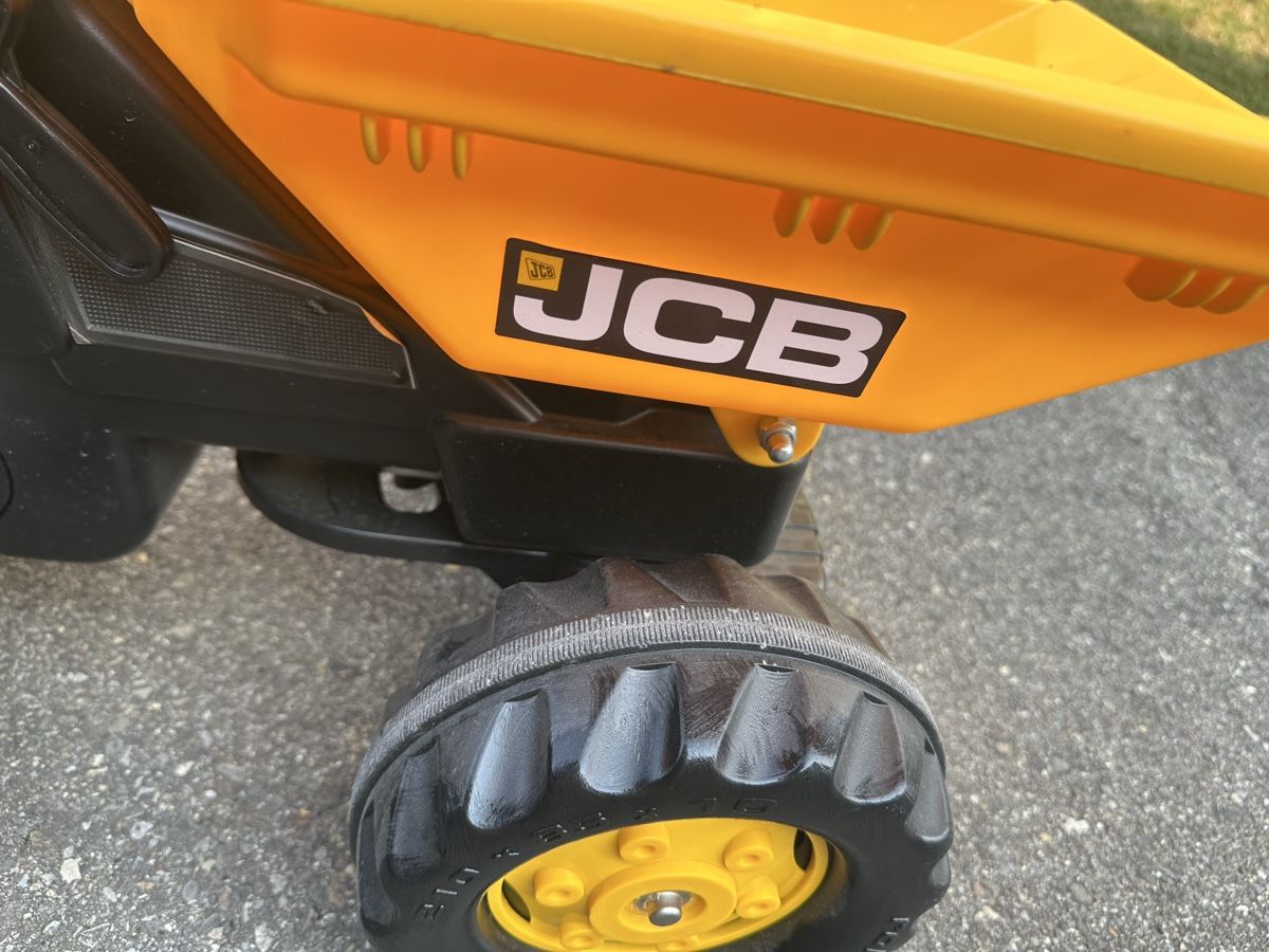 Fahrzeuge für Kinder: JCB kindertraktor – Gebraucht aus Uster von bek_v2ct 1