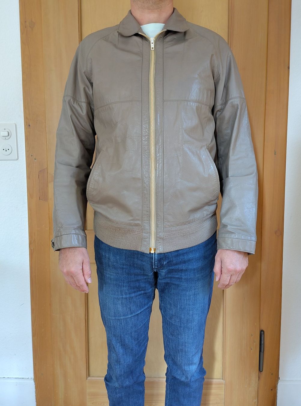 Vestes: Beigefarbener Echtleder-Blouson, Grösse 52 – D'occasion à Möhlin par MeisterHora 1