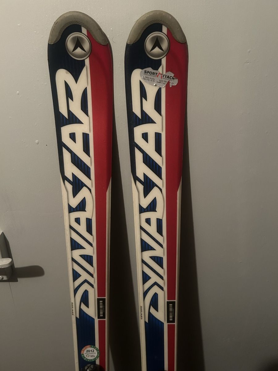 Dynastar Sci: Dynastar Speed 3 Carving Ski 150 cm mit Look Bindung – Usato da schaffhausen venduto da xja_8fwh 1