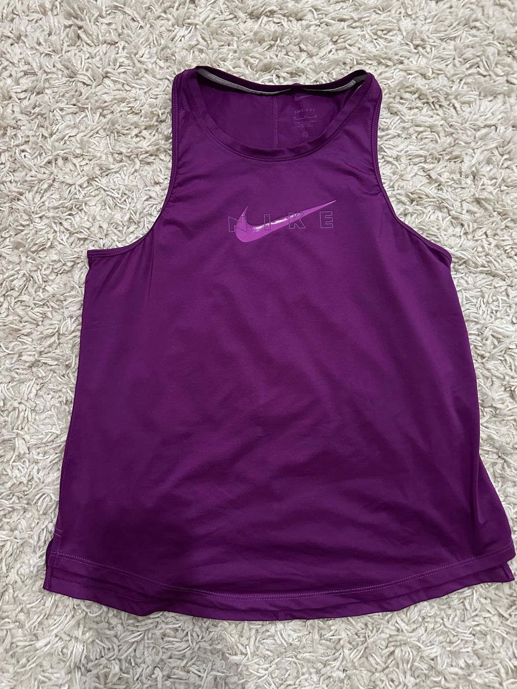 Nike T-shirt: Nike Tanktop Gr.M – Usato da Bern venduto da BrandVilla