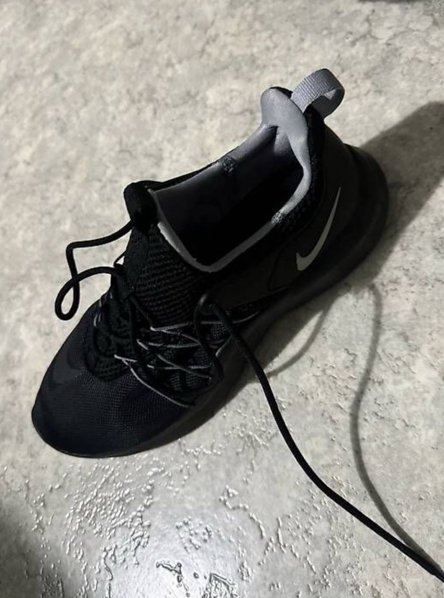 Nike Scarpe da uomo: Nike Darwin Schuhe – Nuovo (secondo la descrizione) da Ostermundigen venduto da Ruizinho1904 1