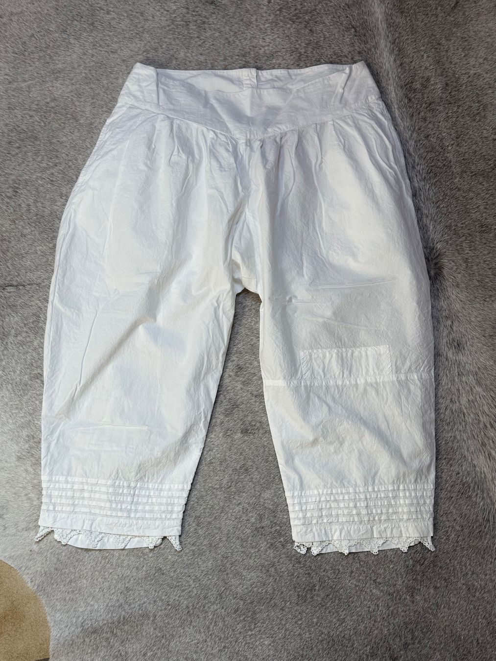Ewa I Walla Pantaloni: Pantalon blanc Ewa I Walla taille M – Usato da Céligny venduto da kimag1
