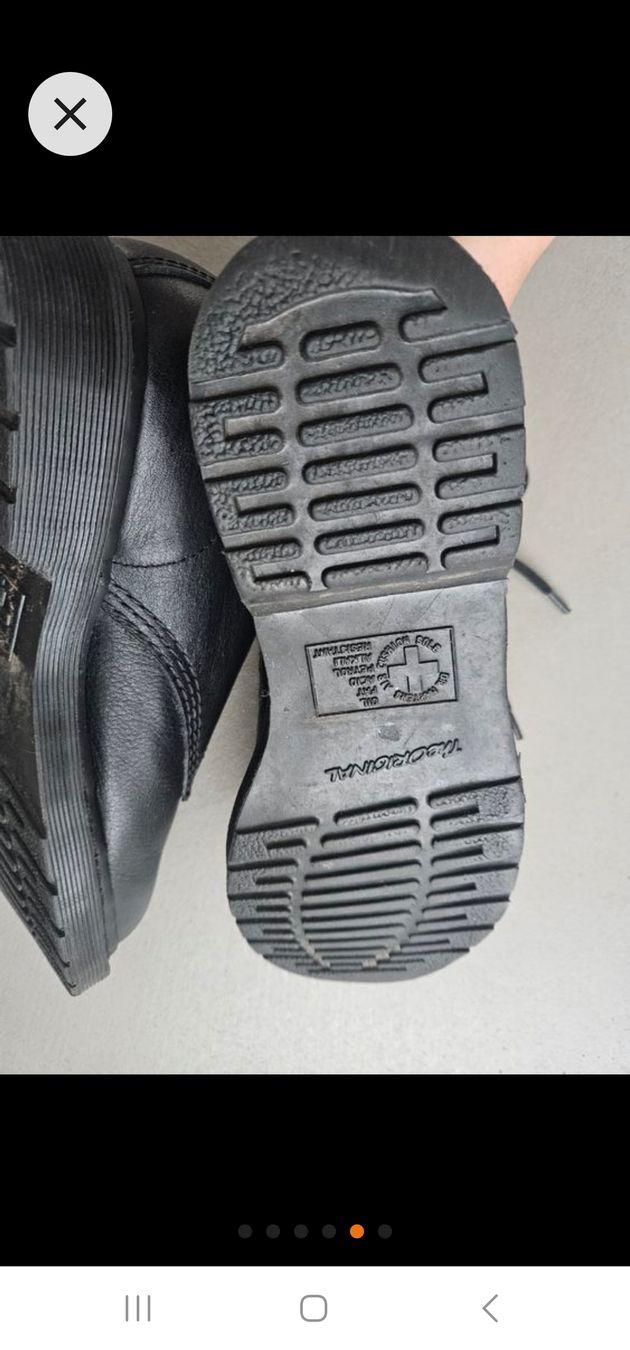 Dr. Martens Herrenschuhe: Dr Martens Schnürstiefel – Gebraucht aus Oberwil BL von miskolcy 2