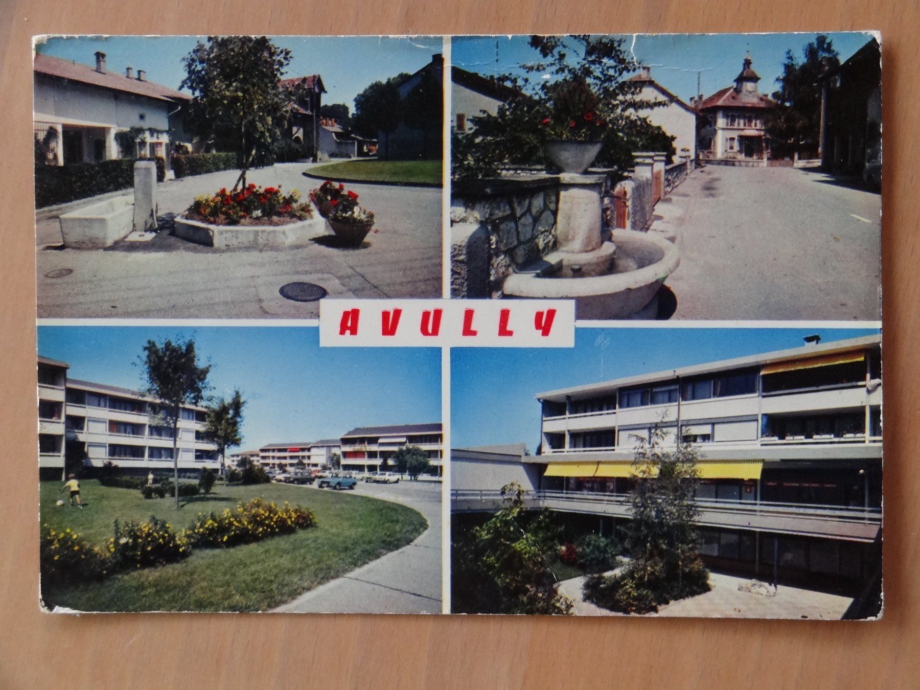 Cartes postales: Avully - Genève - 1977 – D'occasion à St Léonard par Riglin