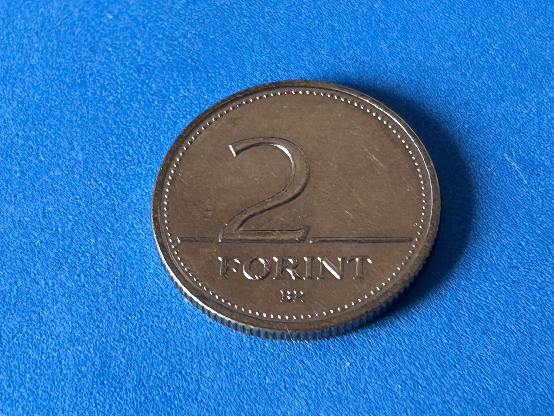 Alle Münzen: Hungary - 2 Forint 2004 – Gebraucht aus Corcelles NE von AJKader