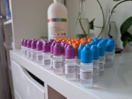 10ml Bastelkleber Fläschchen - 100 Stk. - 0.20 CHF/Stk
