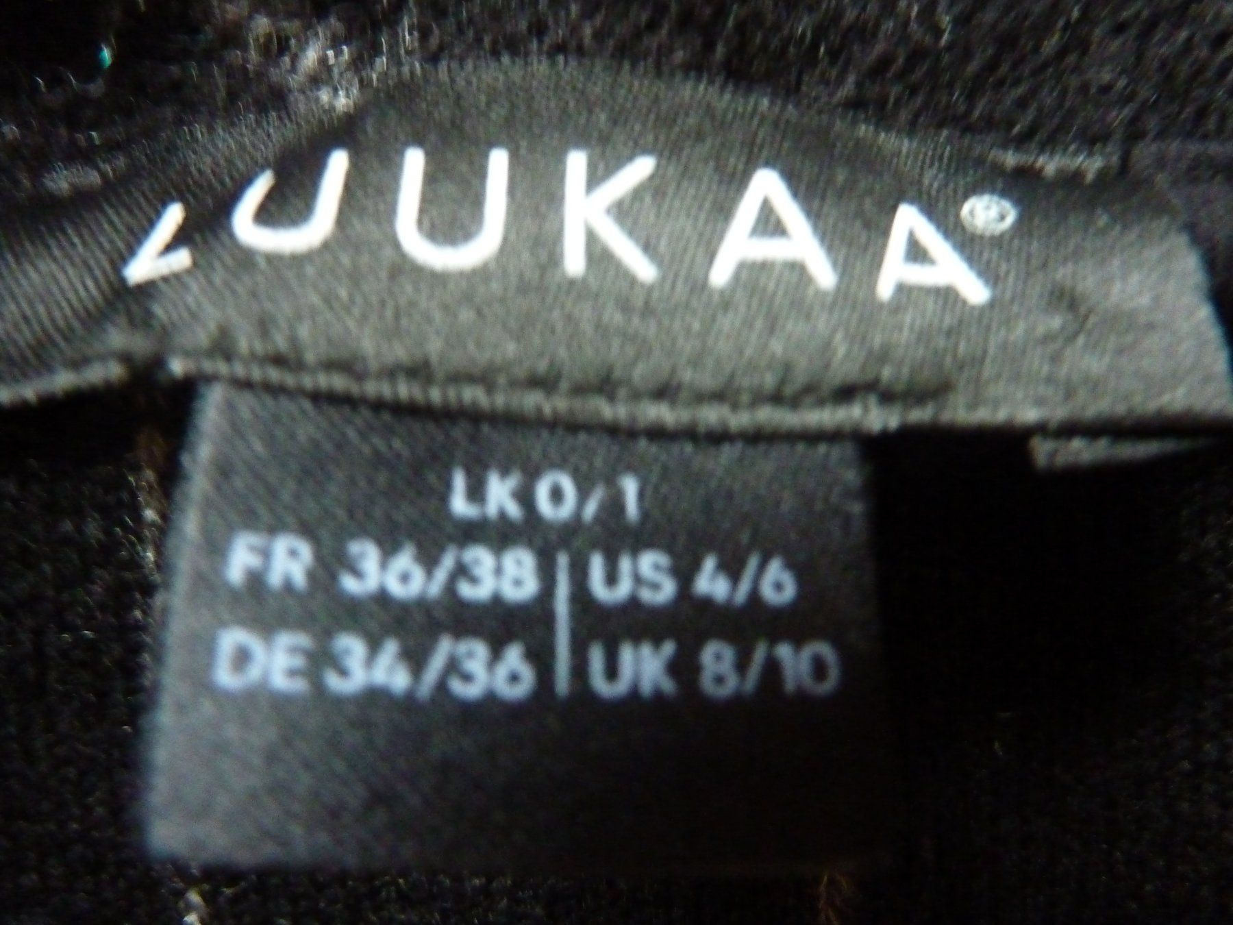 Luukaa Maglioni & Felpe: Luukaa Pullunder gestreift mit Tasche schwarz 34/36 – Nuovo (secondo la descrizione) da Waldstatt venduto da Kananaskis1 7