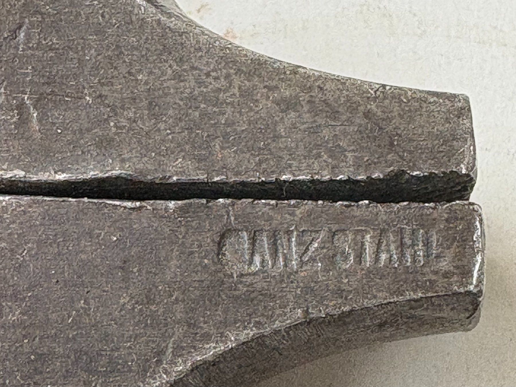 Tous les outils: ANTIKES WERKZEUG MIT PUNZE – D'occasion à Ostermundigen par wini63 2