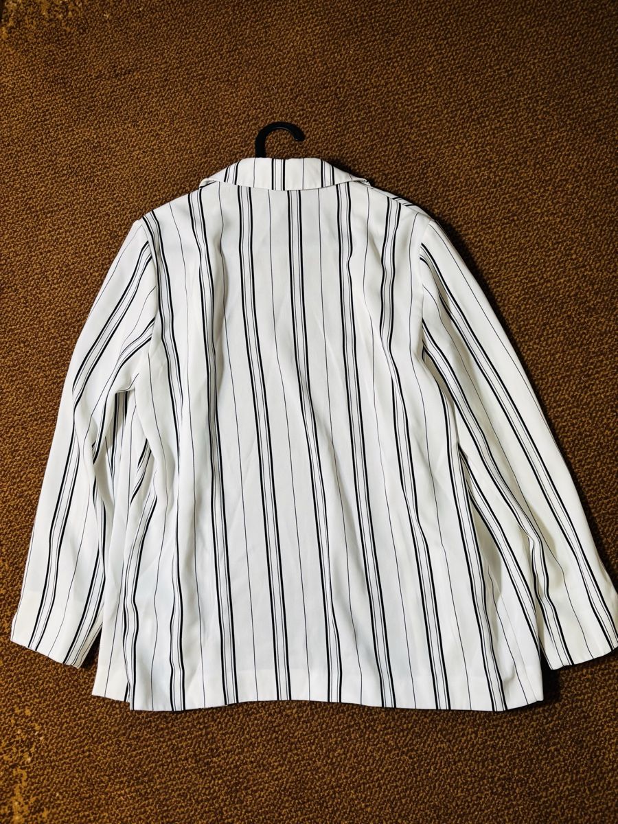 Giacche: Blazer – Nuovo (secondo la descrizione) da Genève venduto da Second_Hand_Ch 2