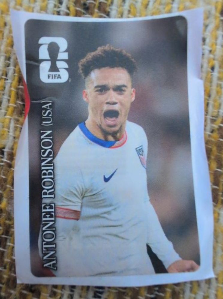 Panini Sammelbilder & Trading cards: Panini Coca-Cola 2026 – Neu und originalverpackt aus Lausanne von KarolyneBaiao 3
