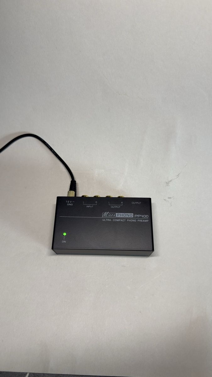 Verstärker: Behringer Micro Phono PP400 – Phono-Vorverstärker – Neu (gemäss Beschreibung) aus Rümlang von vla_9g7d 3