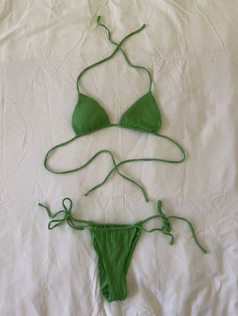 bikini verde