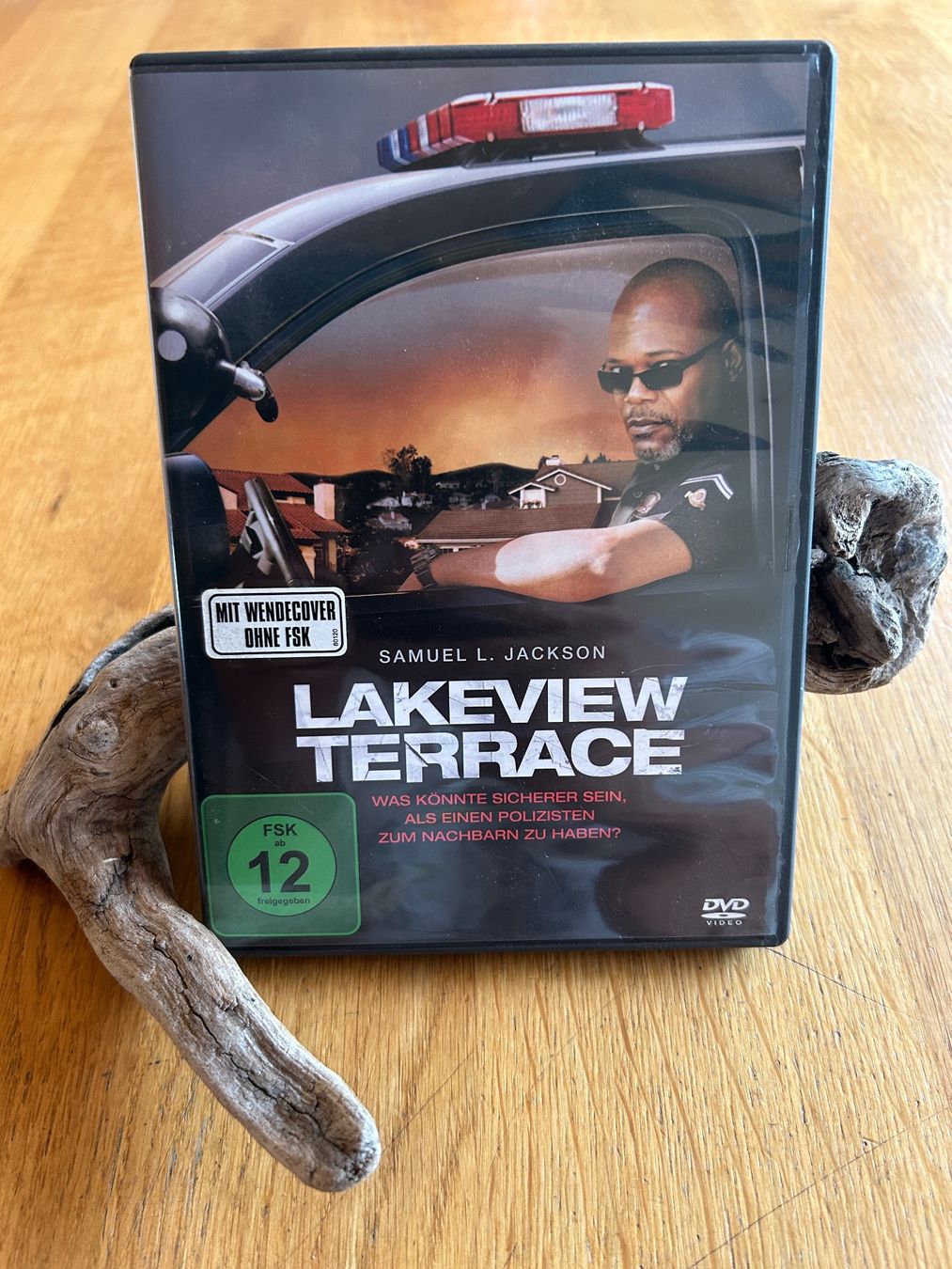 Tutti i DVDs: DVD Lakeview Terrace (Samuel L. Jackson) – Usato da Urnäsch venduto da Winterzauber12