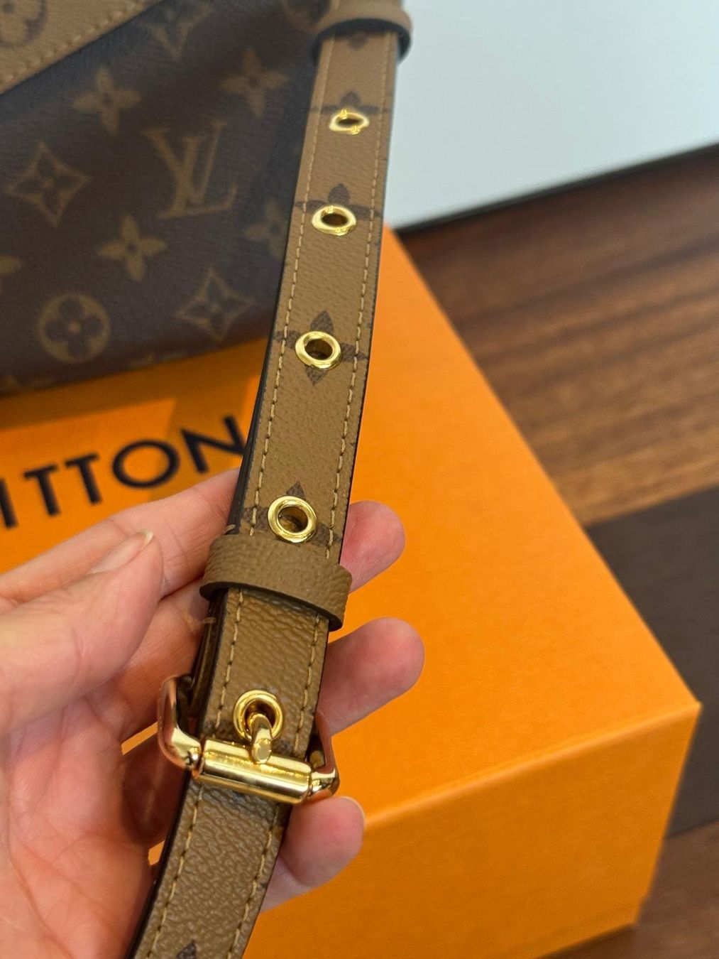 Louis Vuitton Borse da donna: Louis Vuitton Pochette Métis – Monogram Reverse Canvas – Usato da Hergiswil NW venduto da Shintana 3