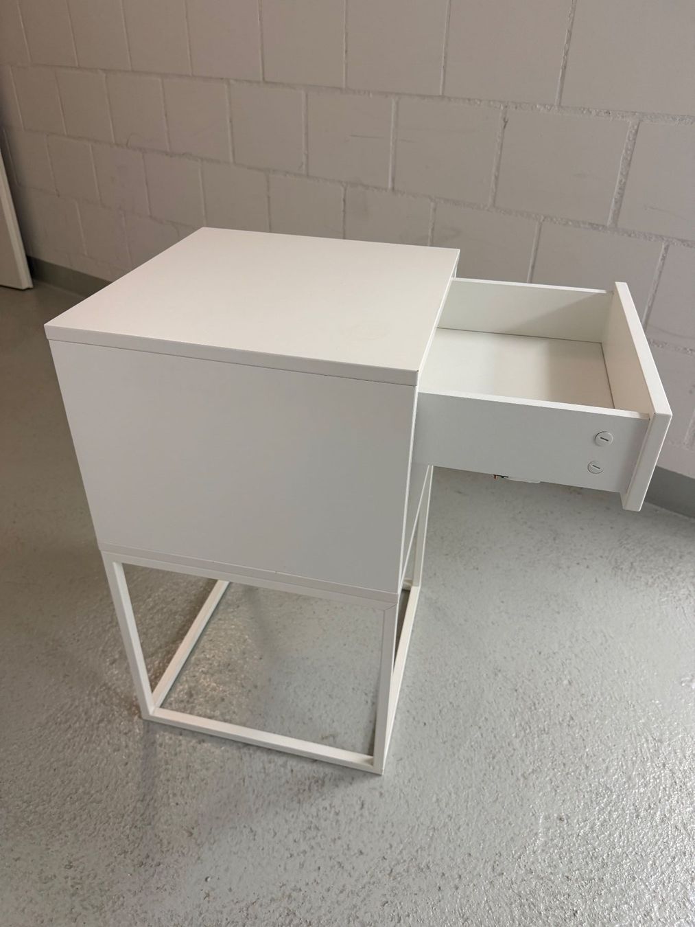 Ikea Comodini: 2x Ikea Nachttische – Usato da Killwangen venduto da harko87 1
