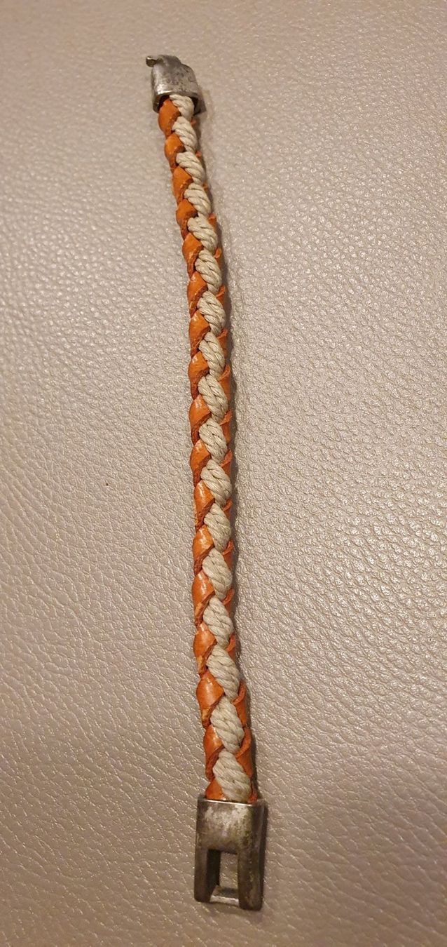 Bracciali & Braccialetti: 2 Lederarmbändel – Usato da Niederbipp venduto da blu_jw7r 1