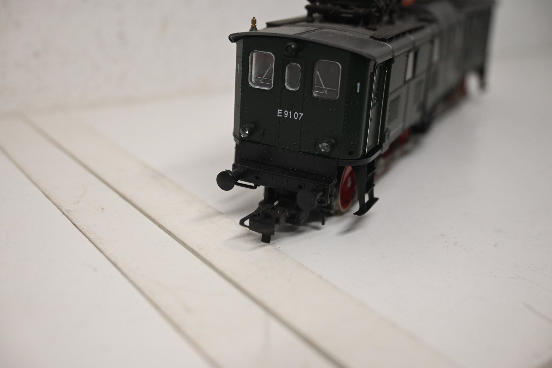 Roco Modellini di ferrovie: 1 Elektrolok DB E 9107 von Roco HO – Usato da Steffisburg venduto da Sorbas 3
