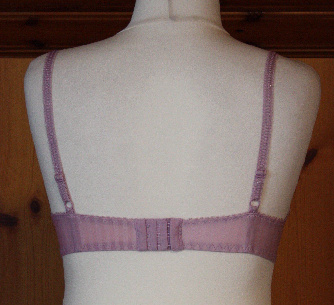 Altra biancheria intima: BH lila Gr. L (15) – Usato da Flüelen venduto da Diversicum-Textil 3