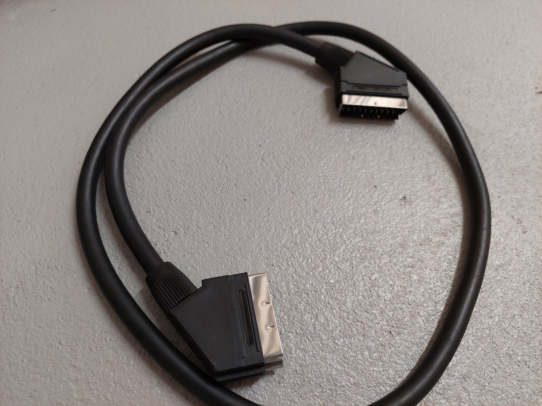 Cavi: Scart Kabel 1 m – Usato da Wiesendangen venduto da troawus